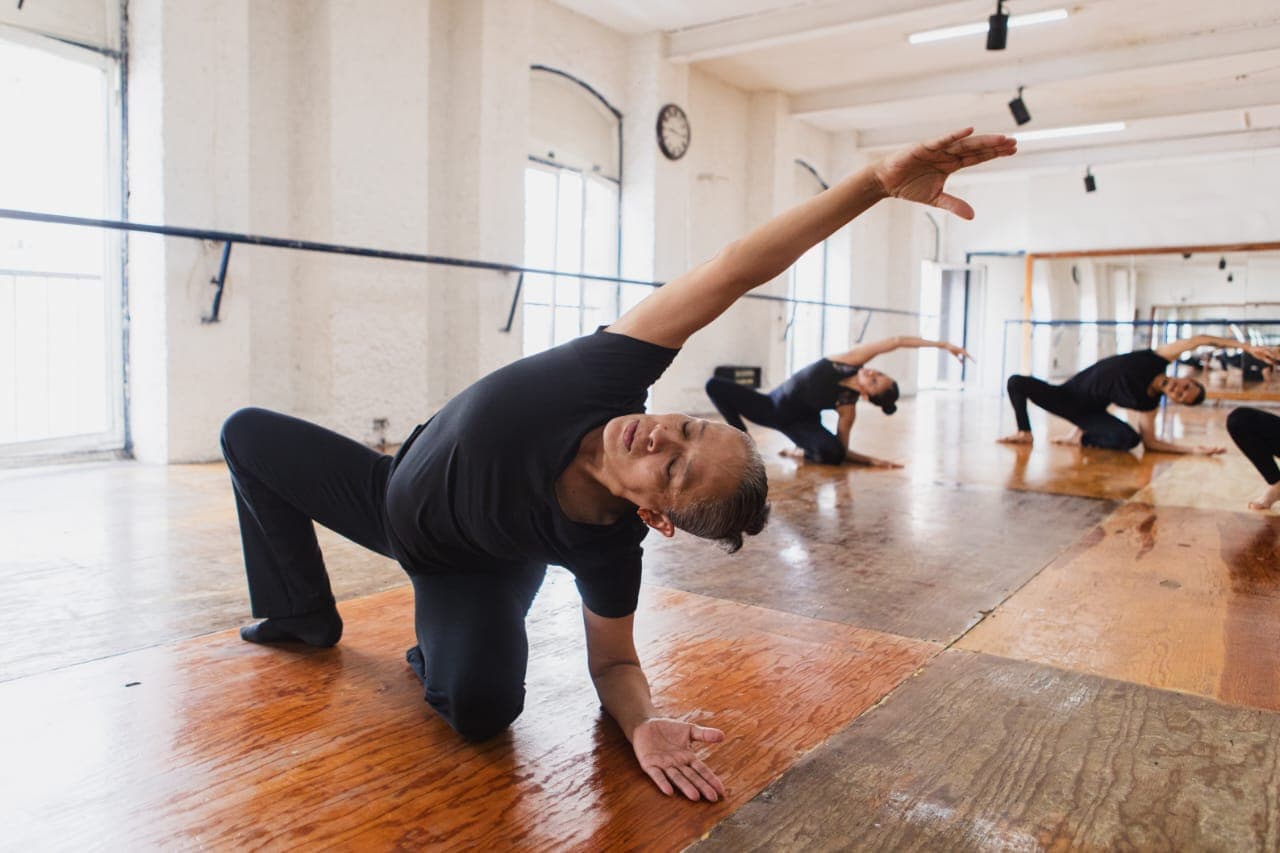 Clase de danza contemporánea en la Escuela Estatal de Danza